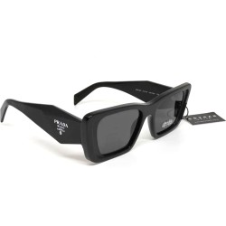 Prada Siyah Kadın Güneş Gözlügü  Spr 08y 51 18 1ab 5s0 145 3n 